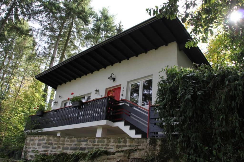 The Vianden Cottage - Charming Cottage In The Forest Exterior photo